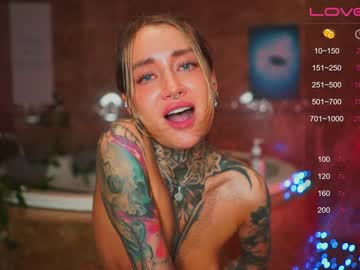 webcam girl nickyneck live cam image #4210725