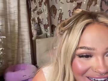 webcam girl ari_02 live cam image #5986077