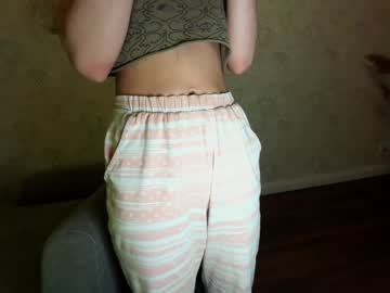 webcam girl ehotlovea live cam image #2101605