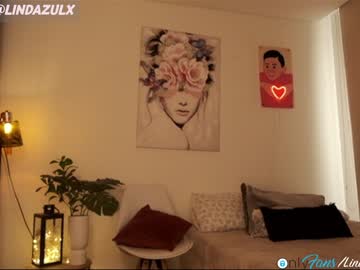 webcam girl lindabluee live cam image #4461309