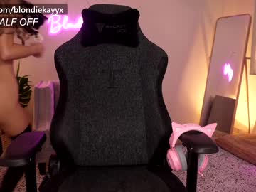 webcam girl blondiekayy live cam image #1934284