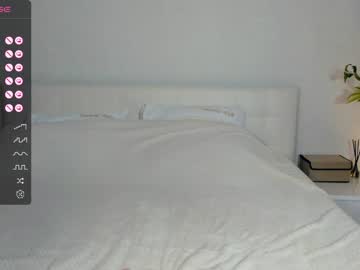 webcam girl cute_caprice live cam image #5091771