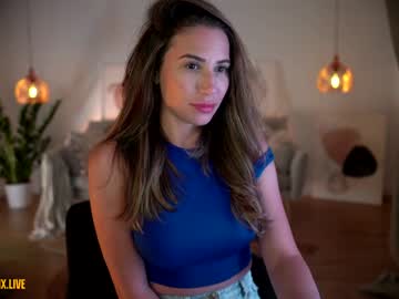 webcam girl provocatrixx live cam image #1345932