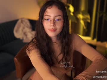 webcam girl effylowell_ live cam image #3986423