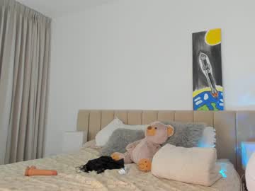 webcam girl amelie_bunny_real live cam image #2222676