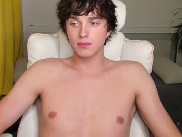 webcam man boyfromanothercity live cam image #5195847