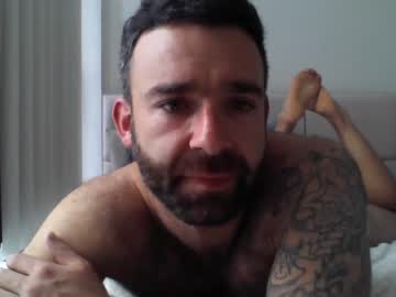 webcam man shaggytopple live cam image #2798901