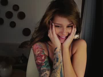 webcam girl izzy_love_ live cam image #3942304