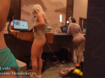 webcam girl blondiekayy live cam image #3490915