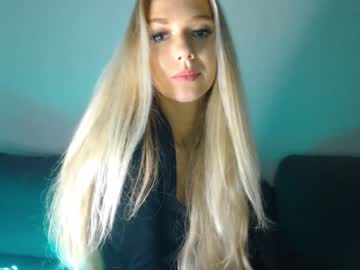 webcam girl pervyblonde live cam image #911760