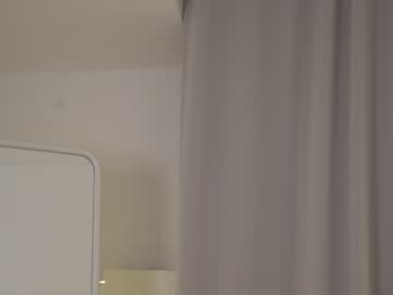webcam girl floret_joy live cam image #6605518
