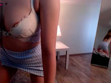webcam girl grace_blossom live cam image #2094753