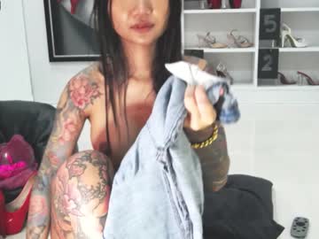 webcam girl asianqueen93 live cam image #3338594