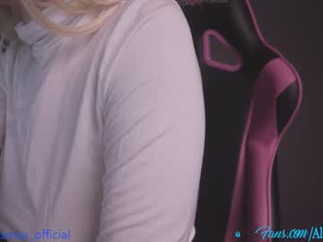 webcam girl alice_kosmos live cam image #484195