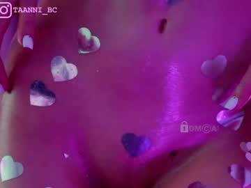 webcam girl taanni_bc live cam image #4242778