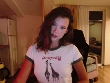 webcam girl bitter_moon live cam image #5509465