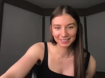 webcam girl heidihotte live cam image #4221359