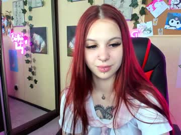 webcam girl maaarynip live cam image #2088080