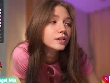 webcam girl angels_kiss live cam image #5197903