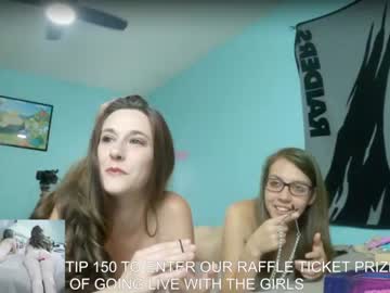 webcam couple wildunicorninpink live cam image #4509473