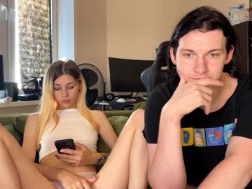 webcam couple sarah_kurt live cam image #4949813