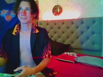 webcam man honey_blue live cam image #1425617