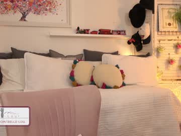 webcam girl belle_jlou live cam image #1837567