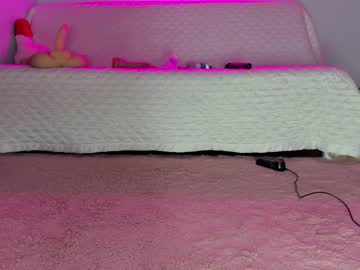 webcam girl jeangreybianca live cam image #3619690