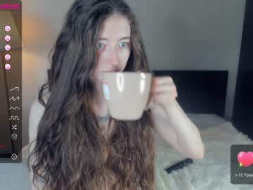 webcam girl llkadream live cam image #4594808