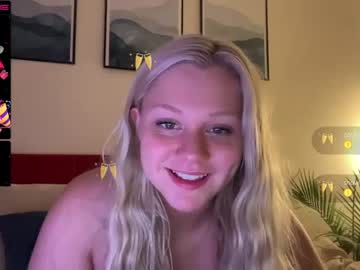 webcam couple 2prettylittlething2 live cam image #5145656