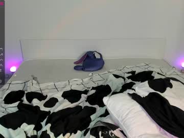 webcam girl milkaaaaa live cam image #2328319