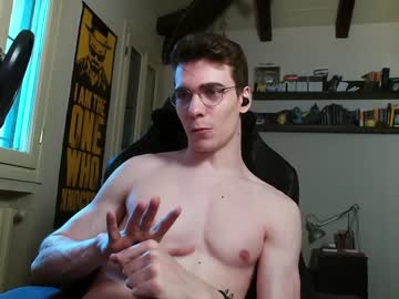 webcam man dumbnerd3 live cam image #4827170