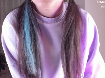 webcam girl aavee live cam image #3105469