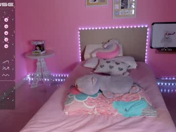 webcam girl little_effy18 live cam image #2452273