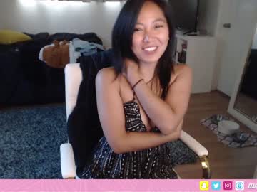 webcam girl avarosey live cam image #2653755