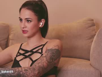 webcam girl gia_baker live cam image #1338873