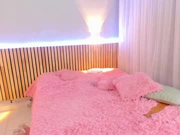 webcam girl little_effy18 live cam image #5329726