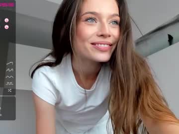 webcam girl isia_slay live cam image #3049530