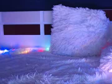 webcam girl mayadelevinnge live cam image #3572333