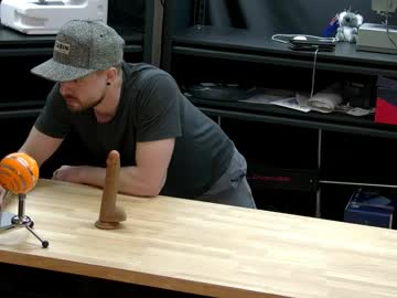 webcam man brad_bounce live cam image #4092243