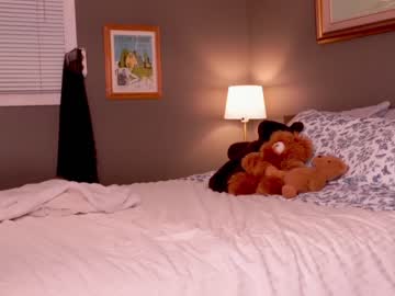 webcam girl innocentprovenguilty live cam image #5811481