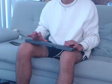webcam man fratguysonline live cam image #4675377
