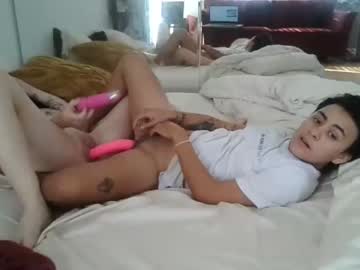 webcam couple endlesslyevie live cam image #2696293
