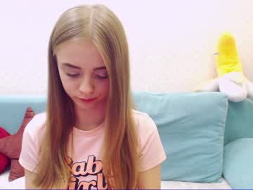 webcam girl minihollyq live cam image #764455