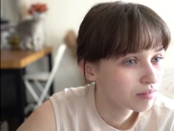 webcam girl diruriru live cam image #6777610