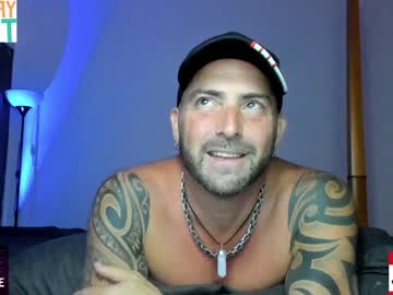 webcam man whaaaaaaaat live cam image #2496410