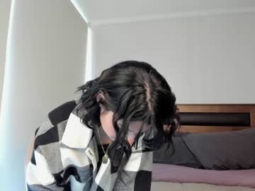 webcam girl yourfreakygirl live cam image #2516211