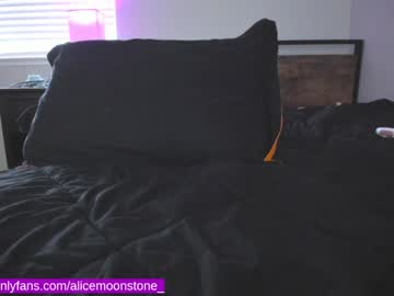 webcam girl alice_moonstone live cam image #1676633