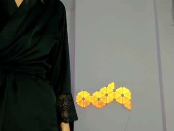 webcam girl hotfallingdevil live cam image #3043210
