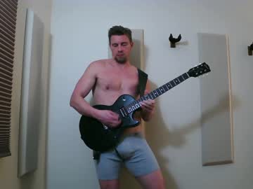 webcam man yes_2_that live cam image #3944776
